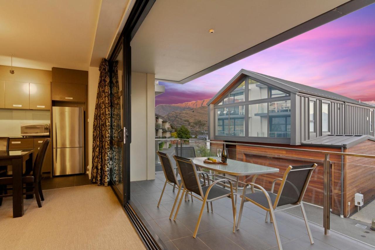 Stunning 2 Bedroom Apartment With Balcony! Queenstown Exterior photo
